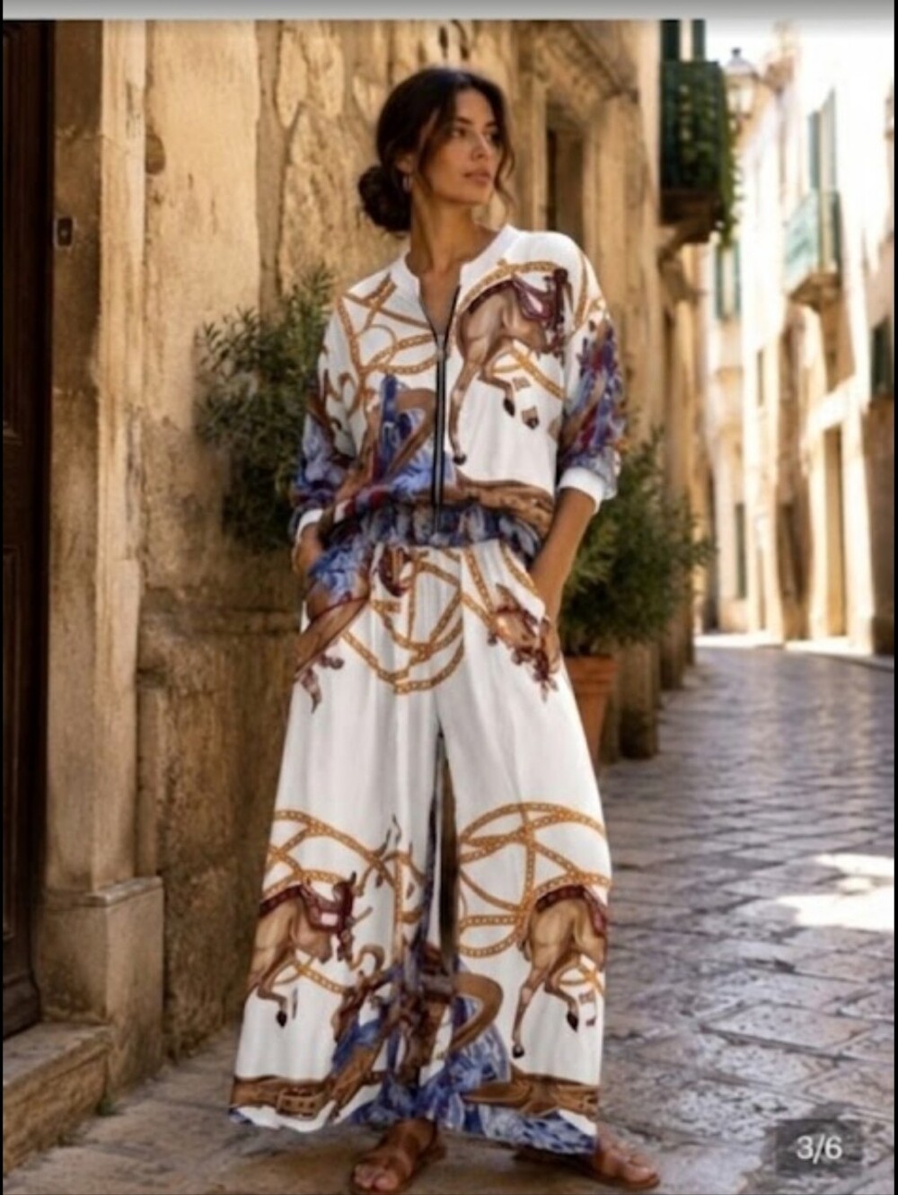 Made In Itay White Print Wide-Leg  with Equestrian Chain Motif Pants Set